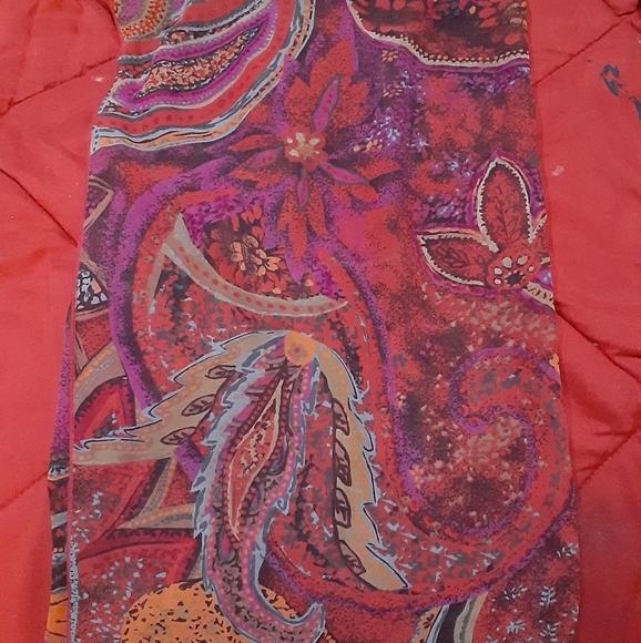 Scarf - Picture 1 of 1